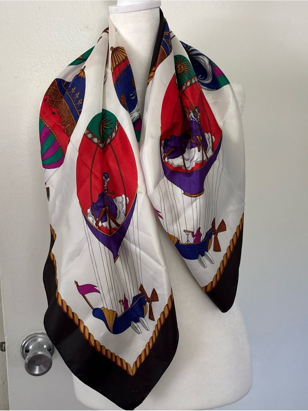 Silk-Feel White & Multicolor Hot Air Balloon Print Scarf